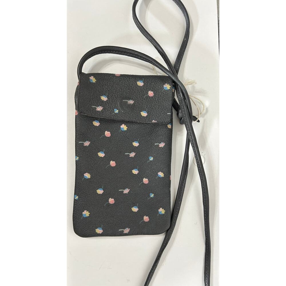 Free People Let’s Dance Phone Crossbody Bag Black Floral Leather NWOT - Picture 3 of 7